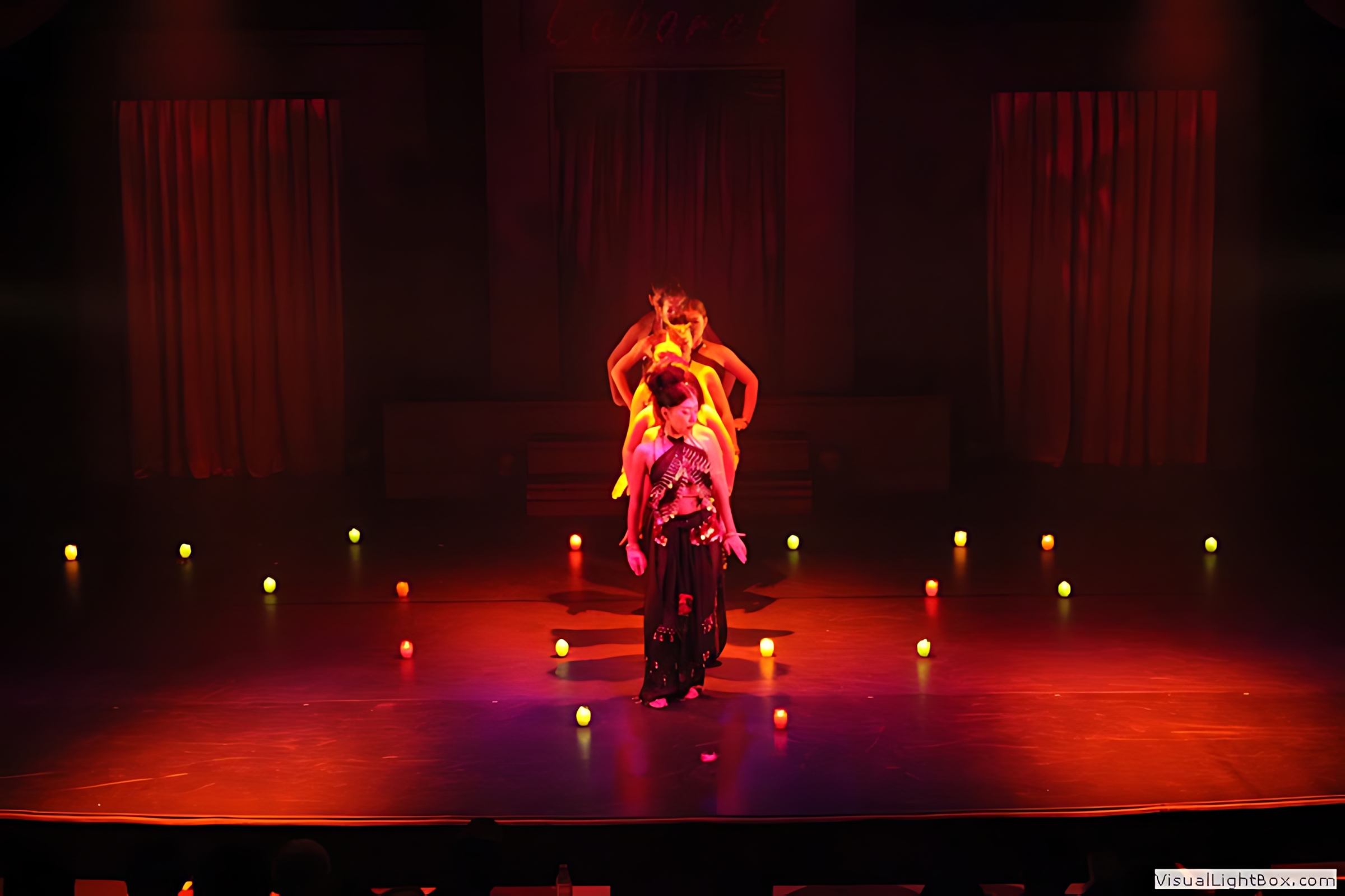 La Revue de Cabaret 06