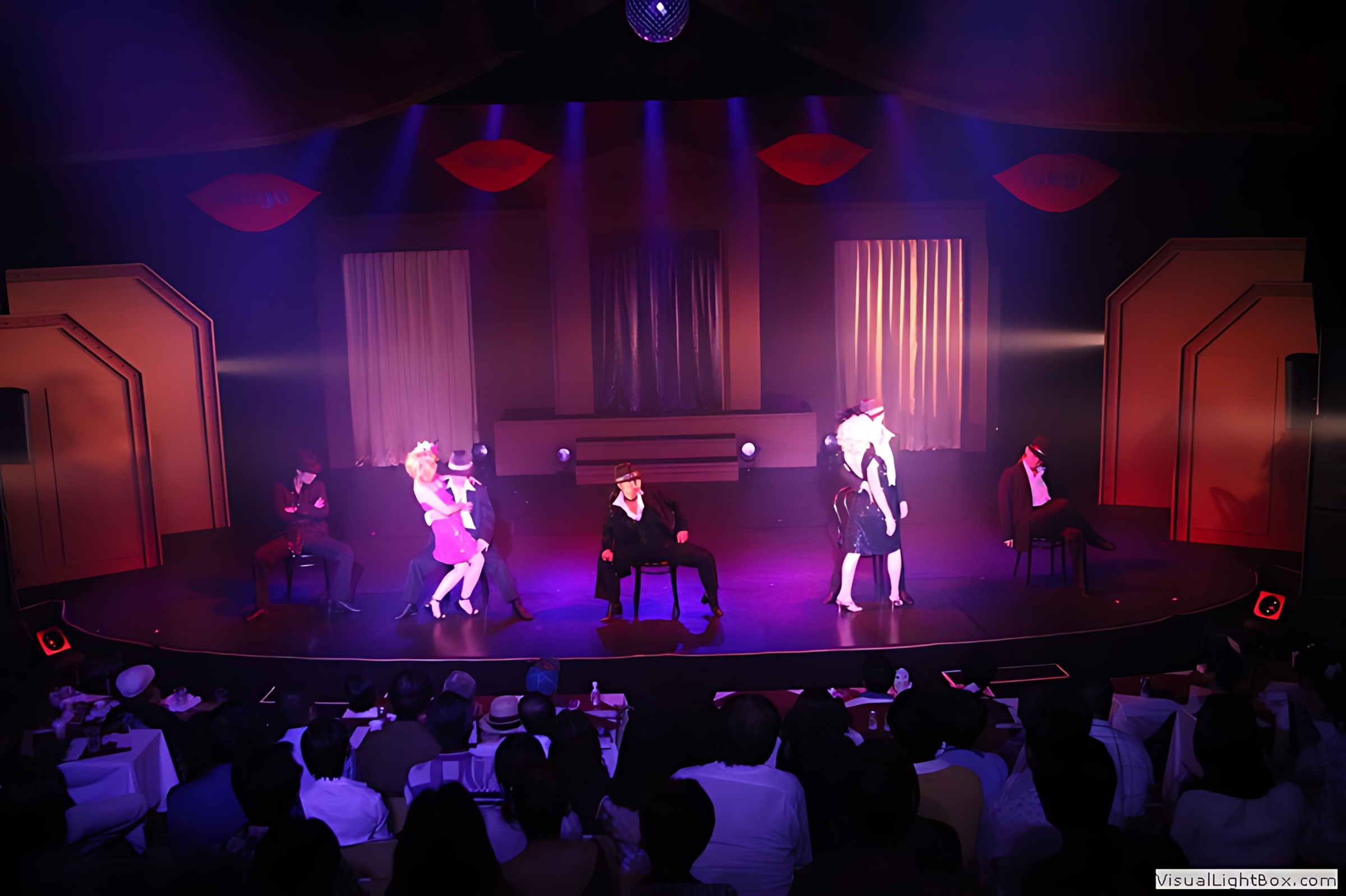 La Revue de Cabaret 19