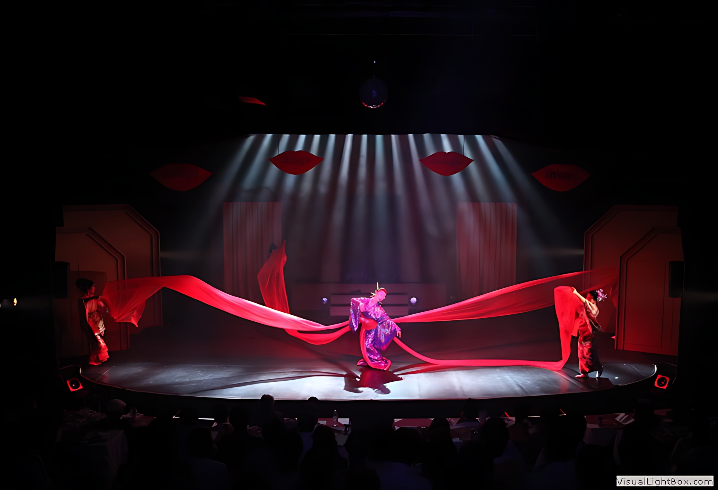 La Revue de Cabaret 33